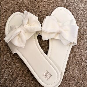 SHEIN White Bow Flats